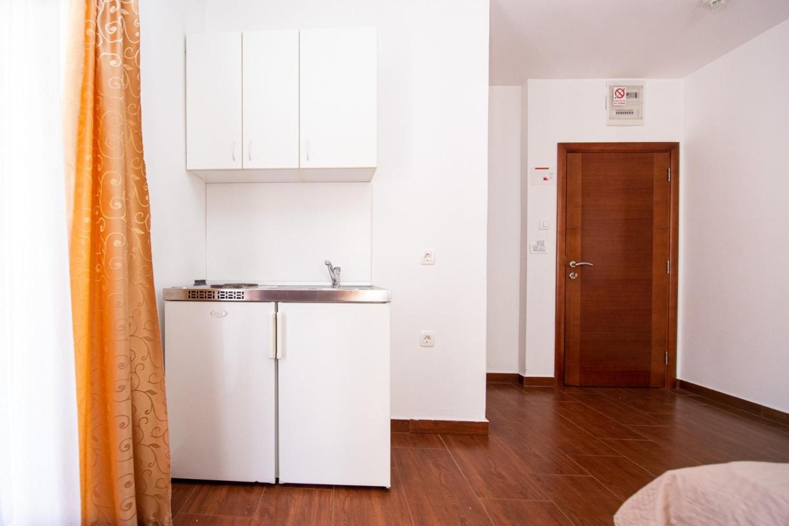 Ferienwohnung Ipera Budva Exterior foto