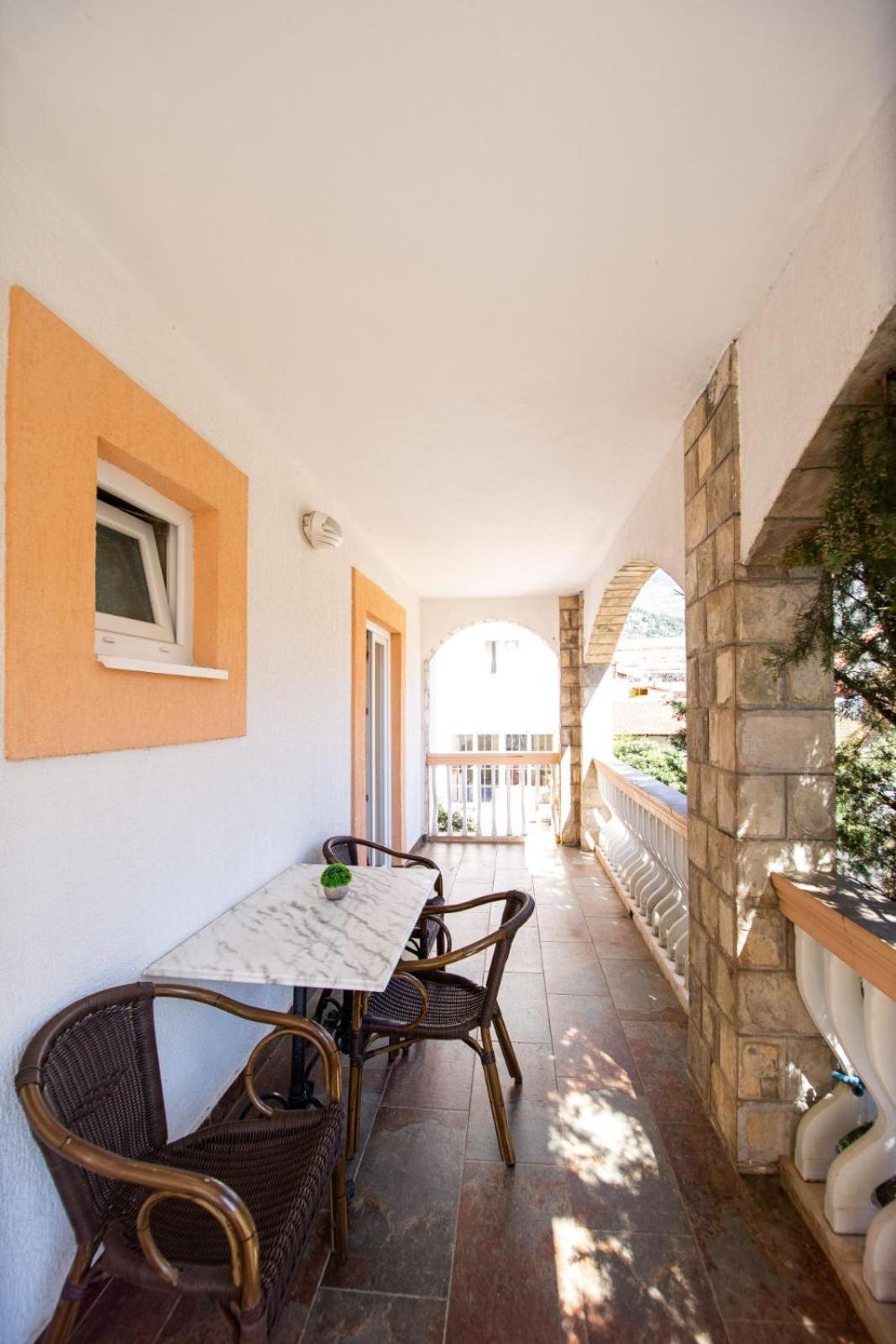 Ferienwohnung Ipera Budva Exterior foto