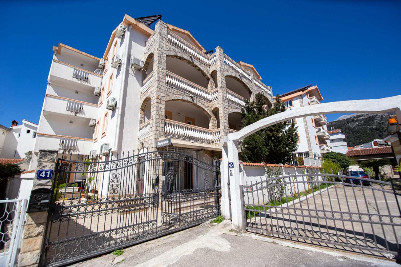 Ferienwohnung Ipera Budva Exterior foto